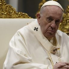 Papa Francesco, la profezia di Fatima sulla fine del mondo: cosa c’è dietro la mossa (e chi è davvero Bergoglio)